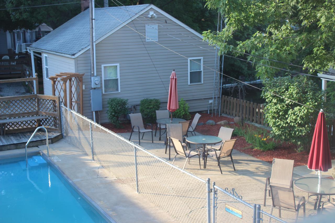 Pirate's Cove Resort - thumb 22