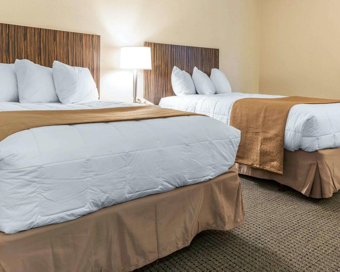Quality Inn Northwest - thumb 16