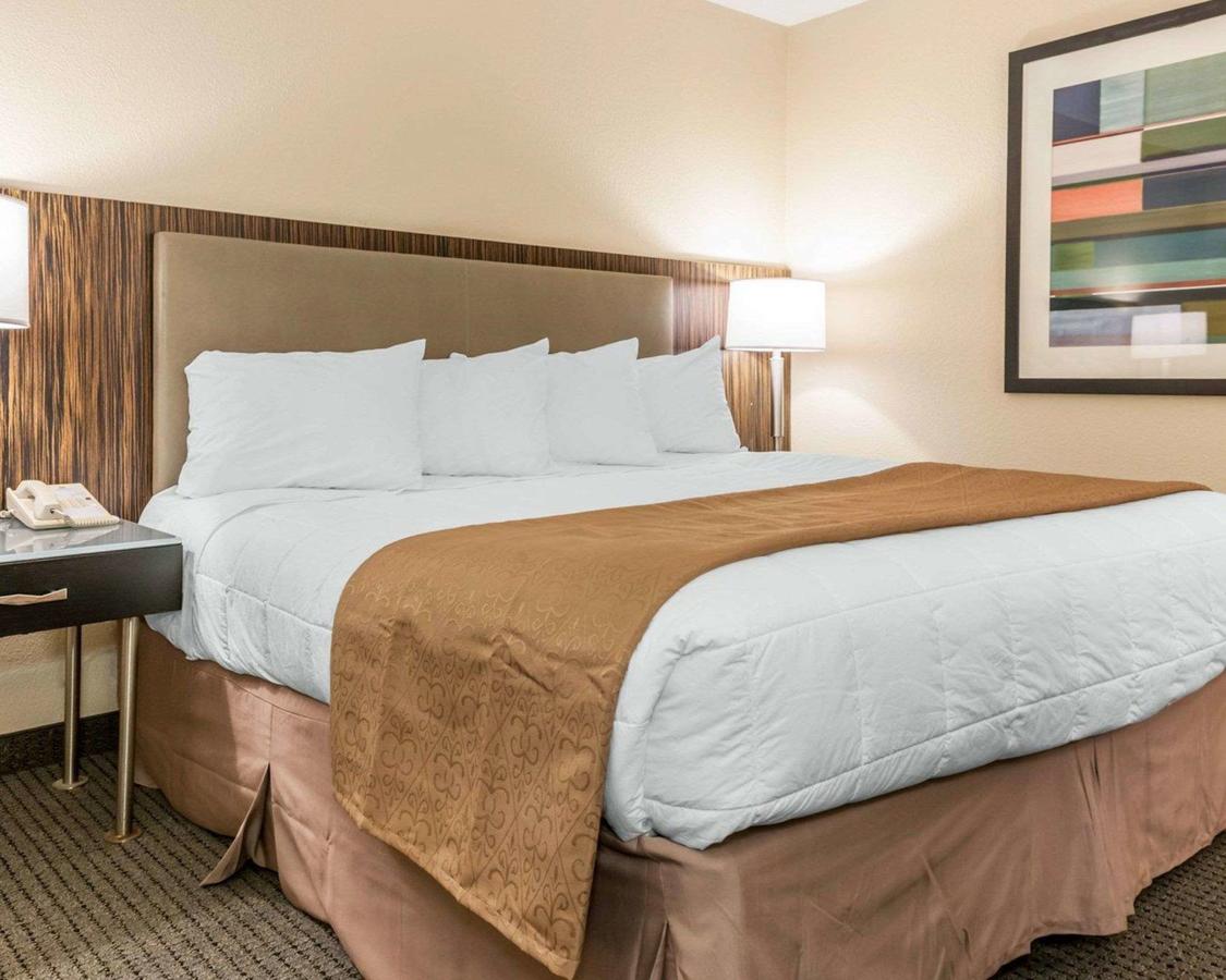 Quality Inn Northwest - thumb 14