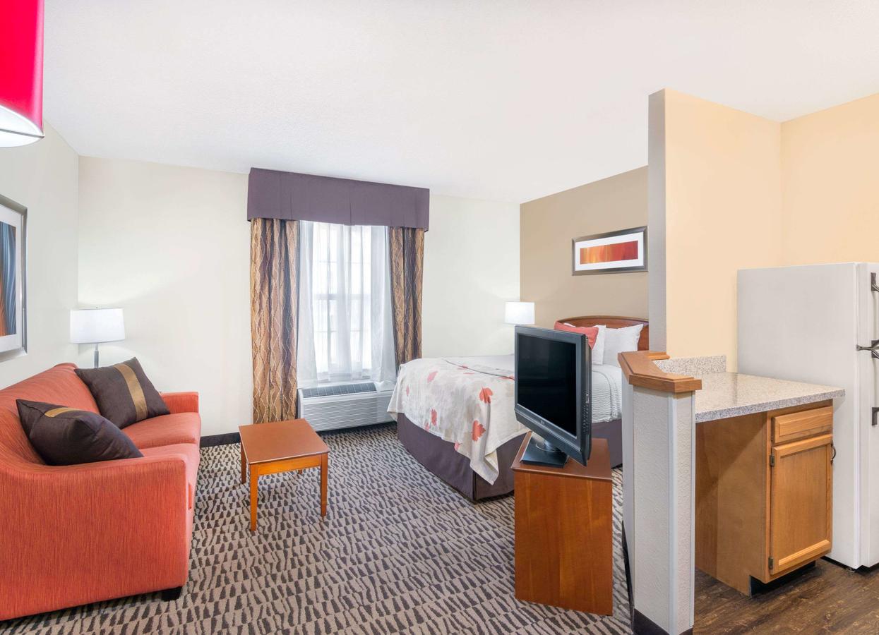 Hawthorn Suites By Wyndham Louisville North - thumb 28