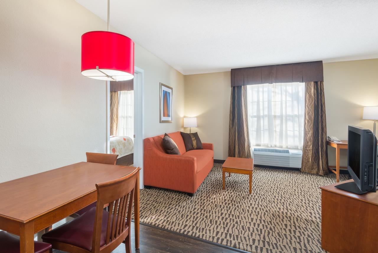 Hawthorn Suites By Wyndham Louisville North - thumb 12