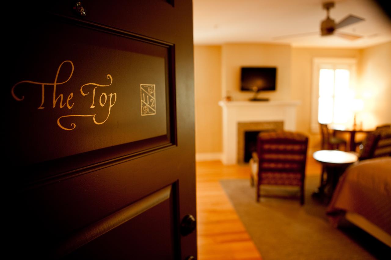 Showers Inn - thumb 37