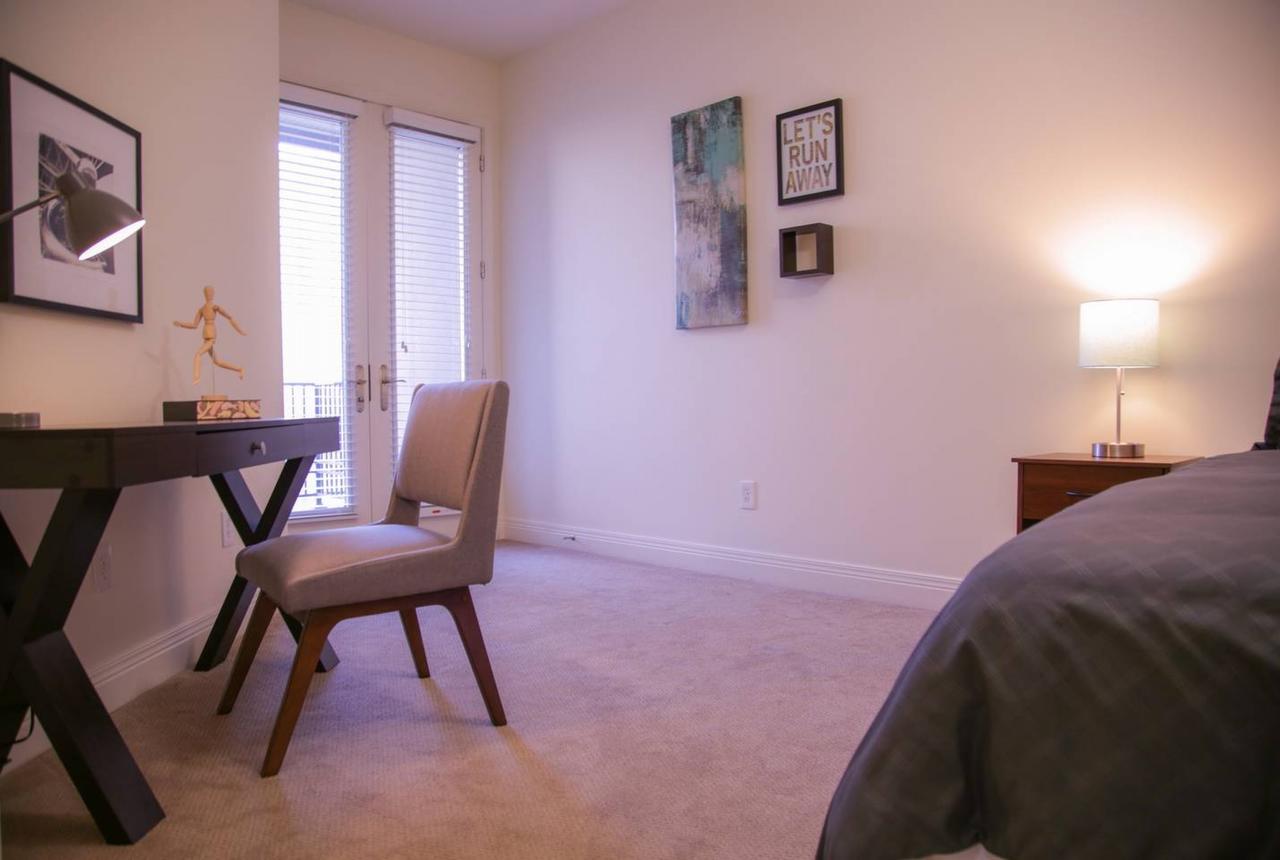 SOPHISTICATED 1BR APT NEAR DOWNTOWN & MASS AVE - thumb 18