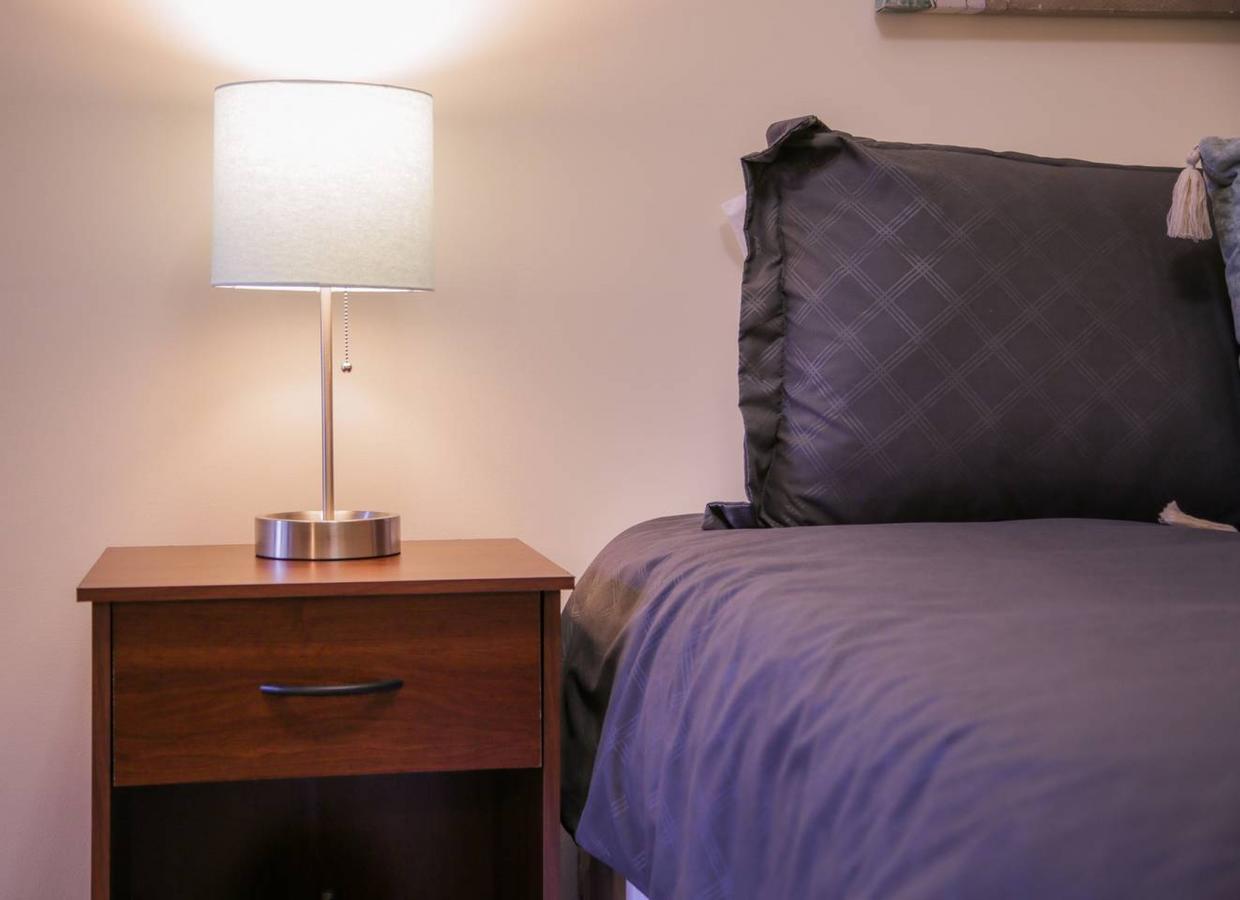 SOPHISTICATED 1BR APT NEAR DOWNTOWN & MASS AVE - thumb 7