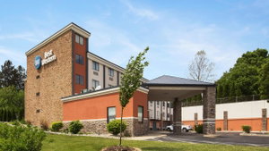 Best Western University Inn At Valparaiso