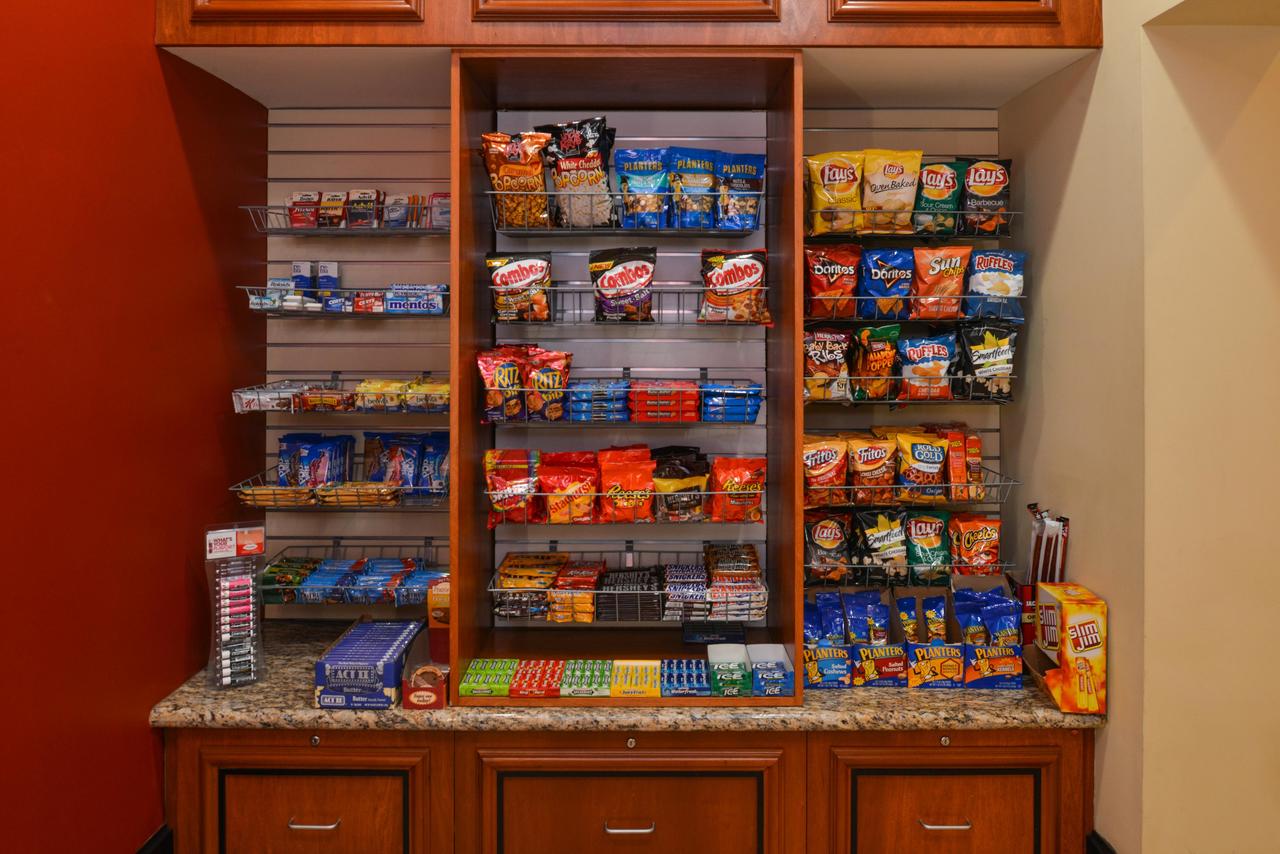 Hilton Garden Inn Terre Haute - thumb 20