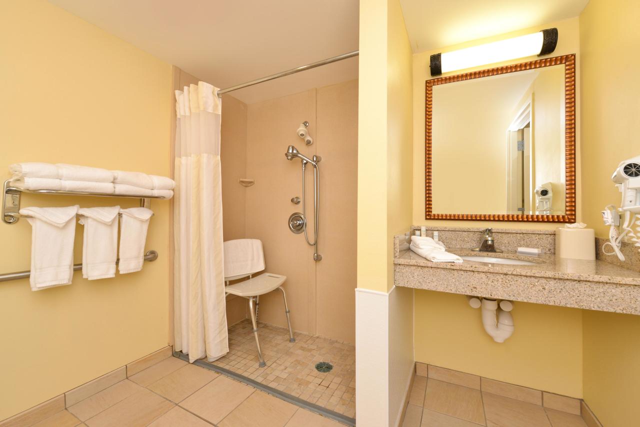 Hilton Garden Inn Terre Haute - thumb 2