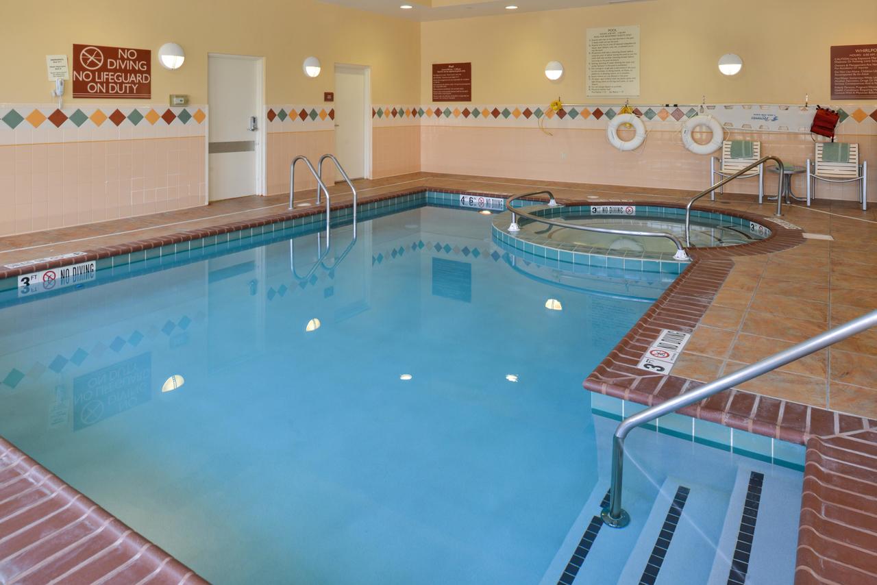 Hilton Garden Inn Terre Haute - thumb 26