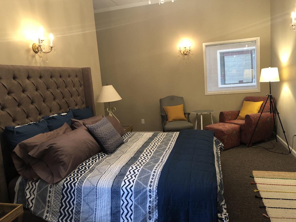 The Loft At Camelot - thumb 3