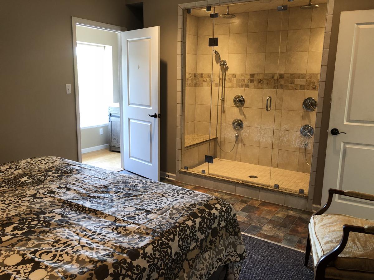 The Loft At Camelot - thumb 5