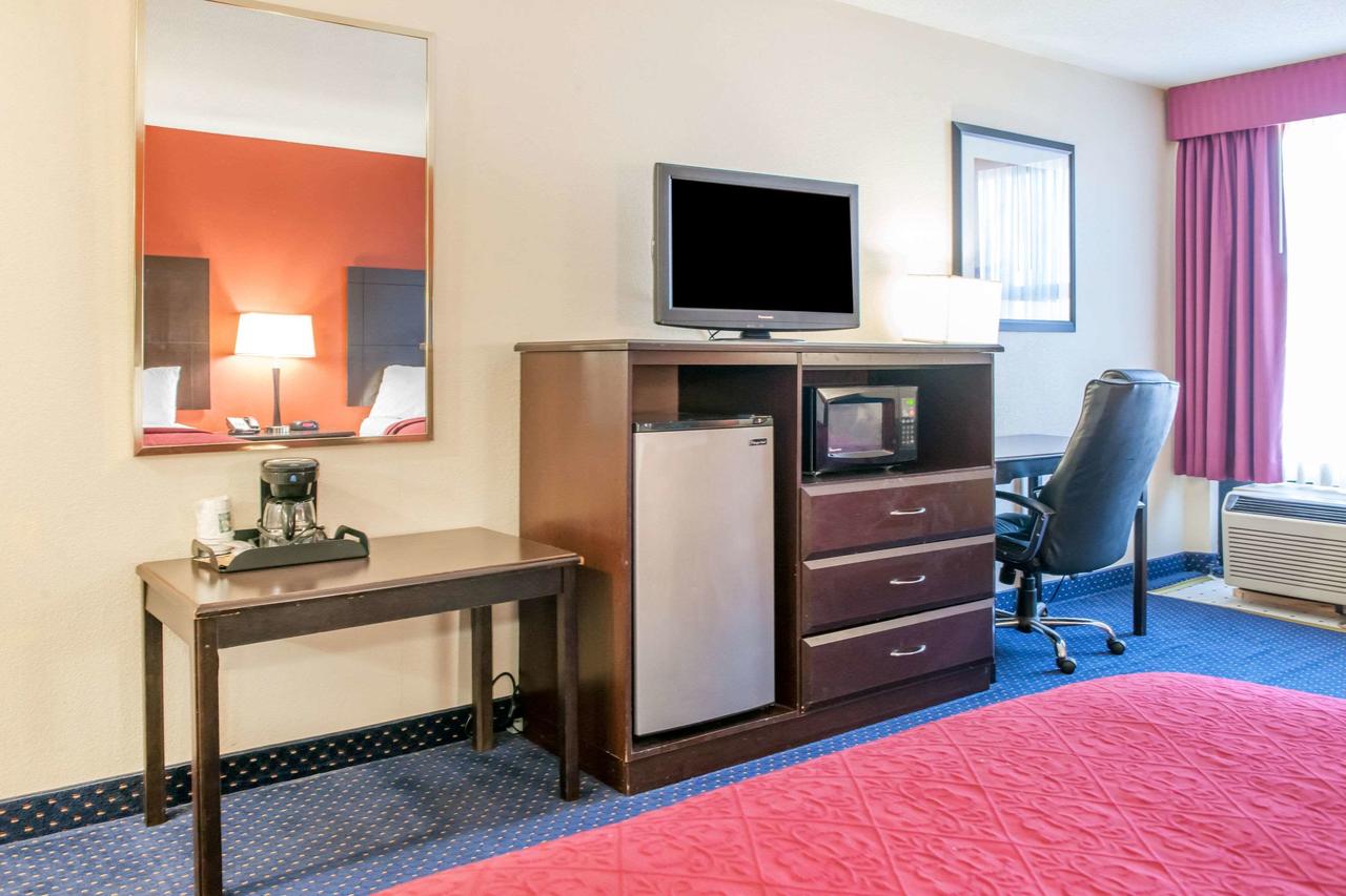 Quality Inn Seymour I-65 - thumb 7