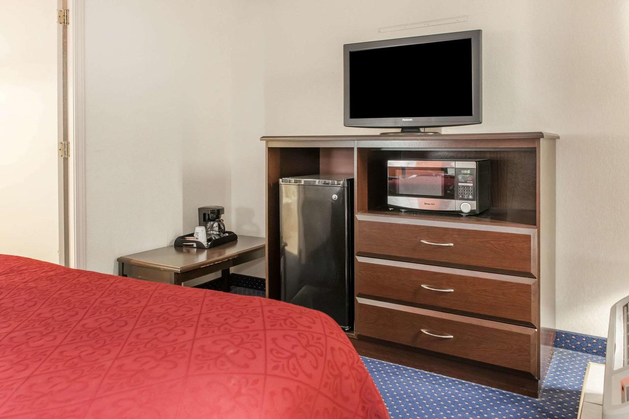 Quality Inn Seymour I-65 - thumb 18