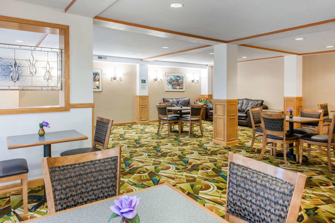 Quality Inn Seymour I-65 - thumb 23