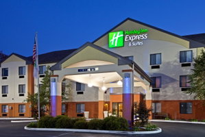 Holiday Inn Express & Suites - Muncie