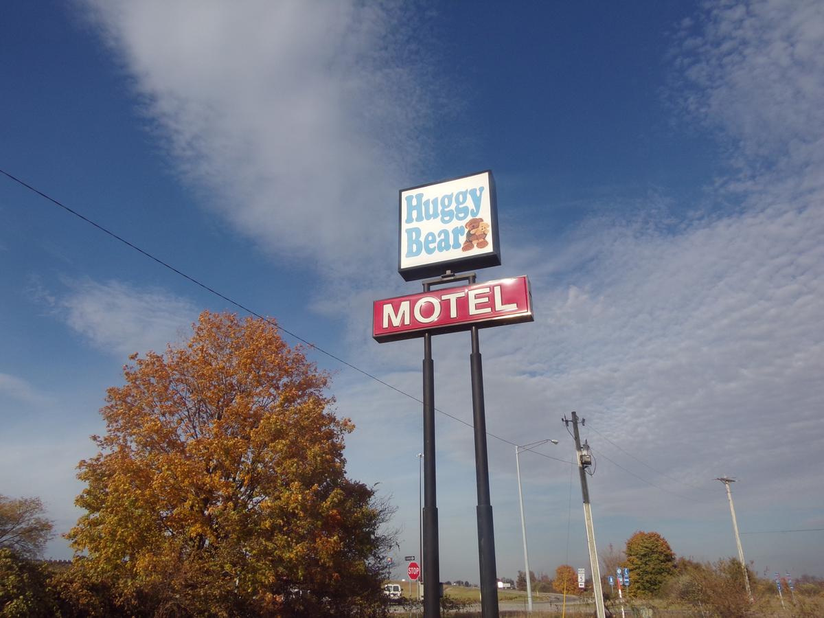 Huggy Bear Motel - Warren - thumb 0