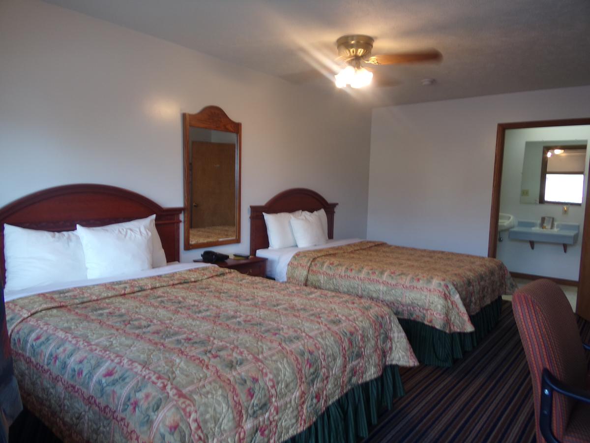 Huggy Bear Motel - Warren - thumb 14