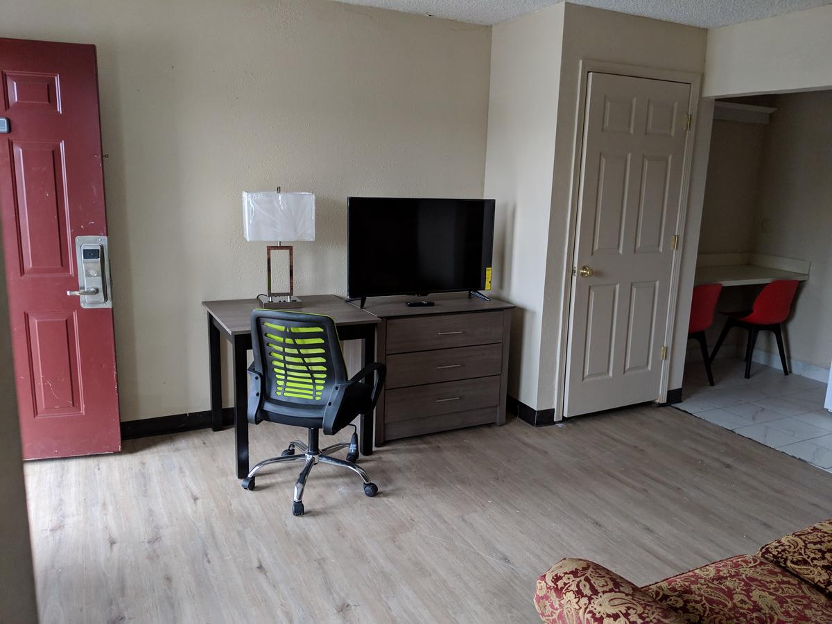 One Life Studio And Suites - thumb 22