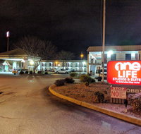 One life studio and suites - Accommodation Indiana