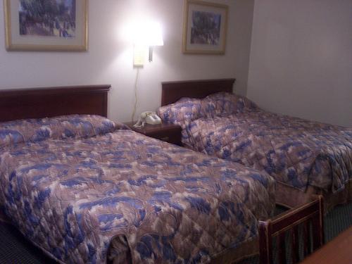 Red Carpet Inn (formerly Royal Inn) - thumb 7