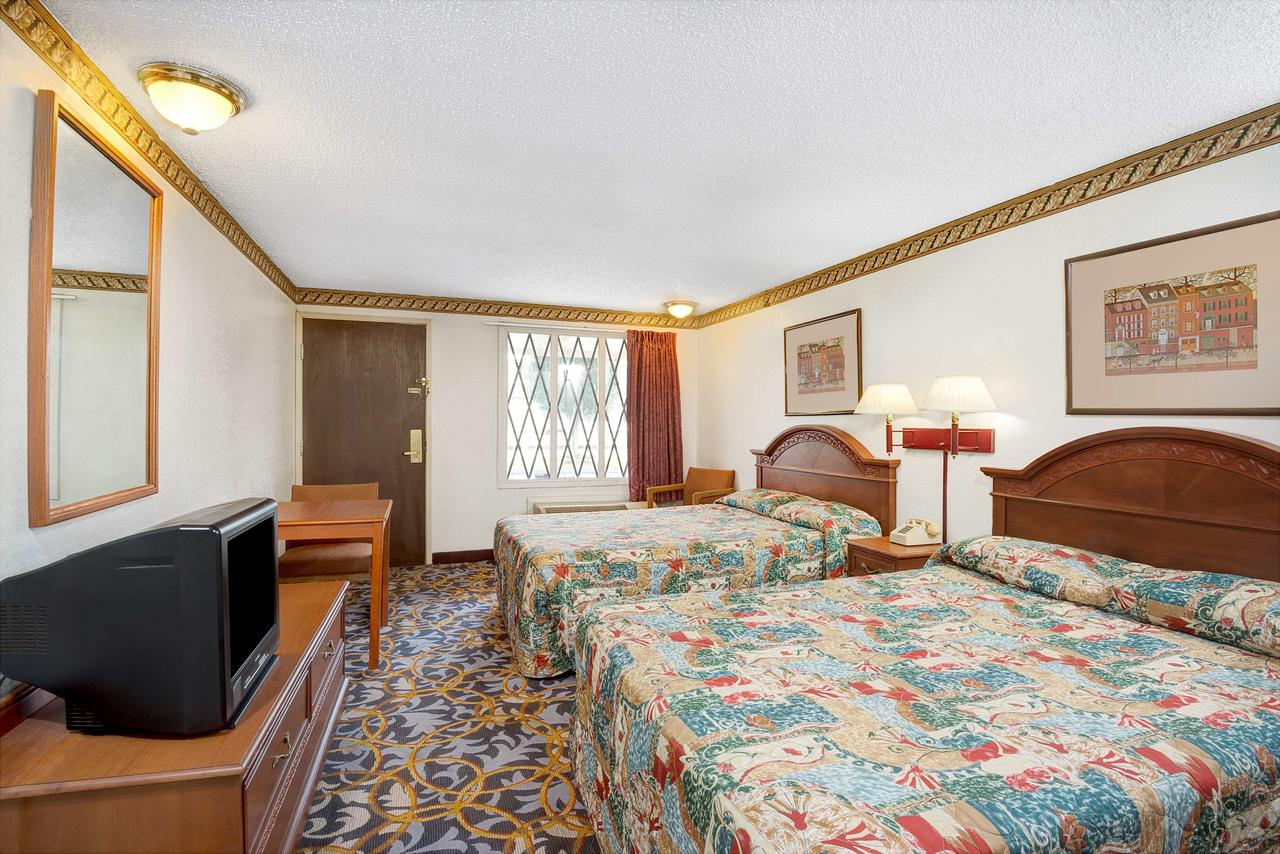 Express Inn Indianapolis - thumb 2