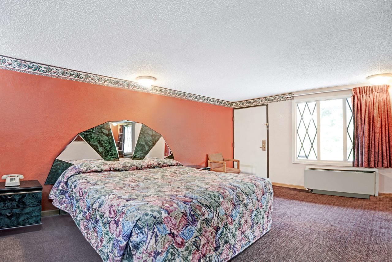 Express Inn Indianapolis - thumb 4