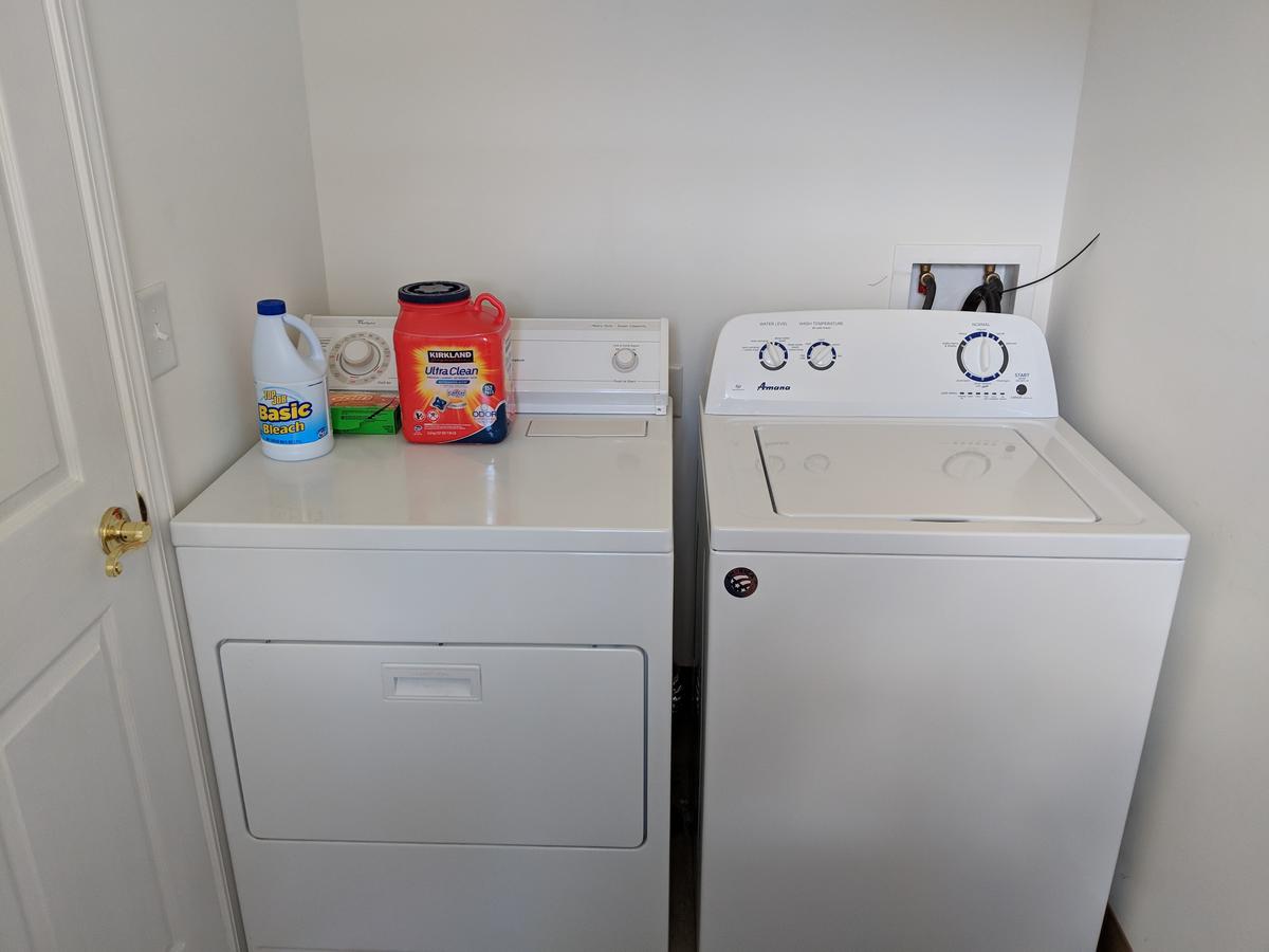 Your Home In Indy + FREE Private Parking, 5min Downtown - thumb 16
