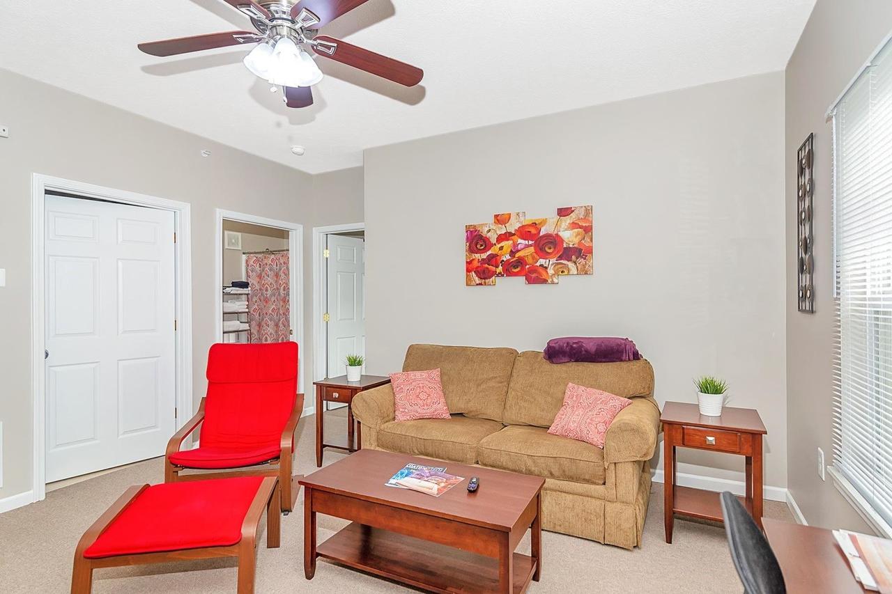 Your Home In Indy + FREE Private Parking, 5min Downtown - thumb 2