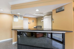 Super 8 By Wyndham Indianapolis