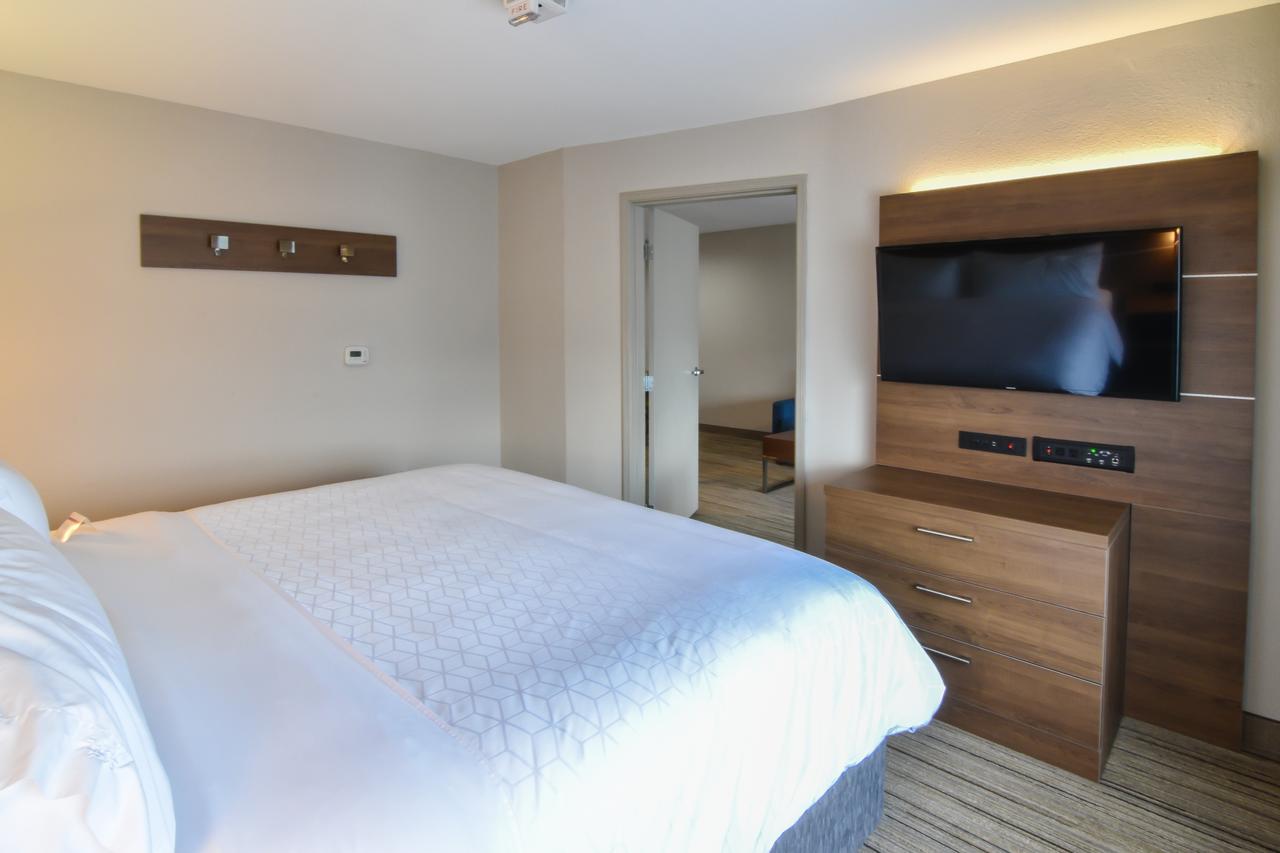 Holiday Inn Express & Suites - Indianapolis Northwest - thumb 30