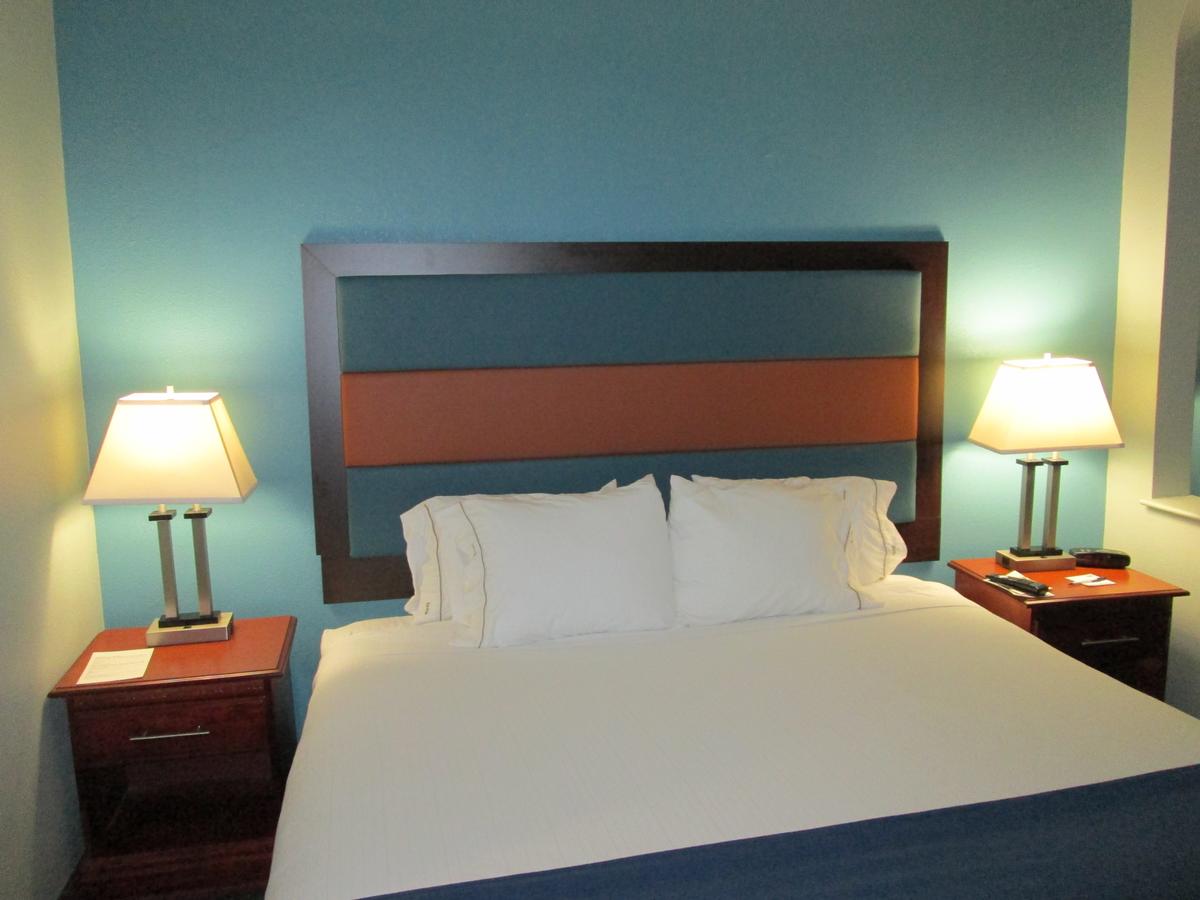 Holiday Inn Express Plymouth - thumb 27