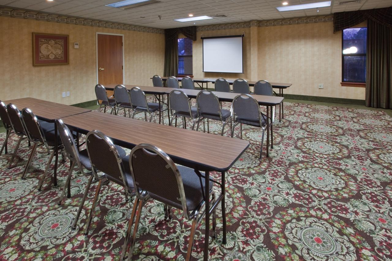 Holiday Inn Express Plymouth - thumb 20