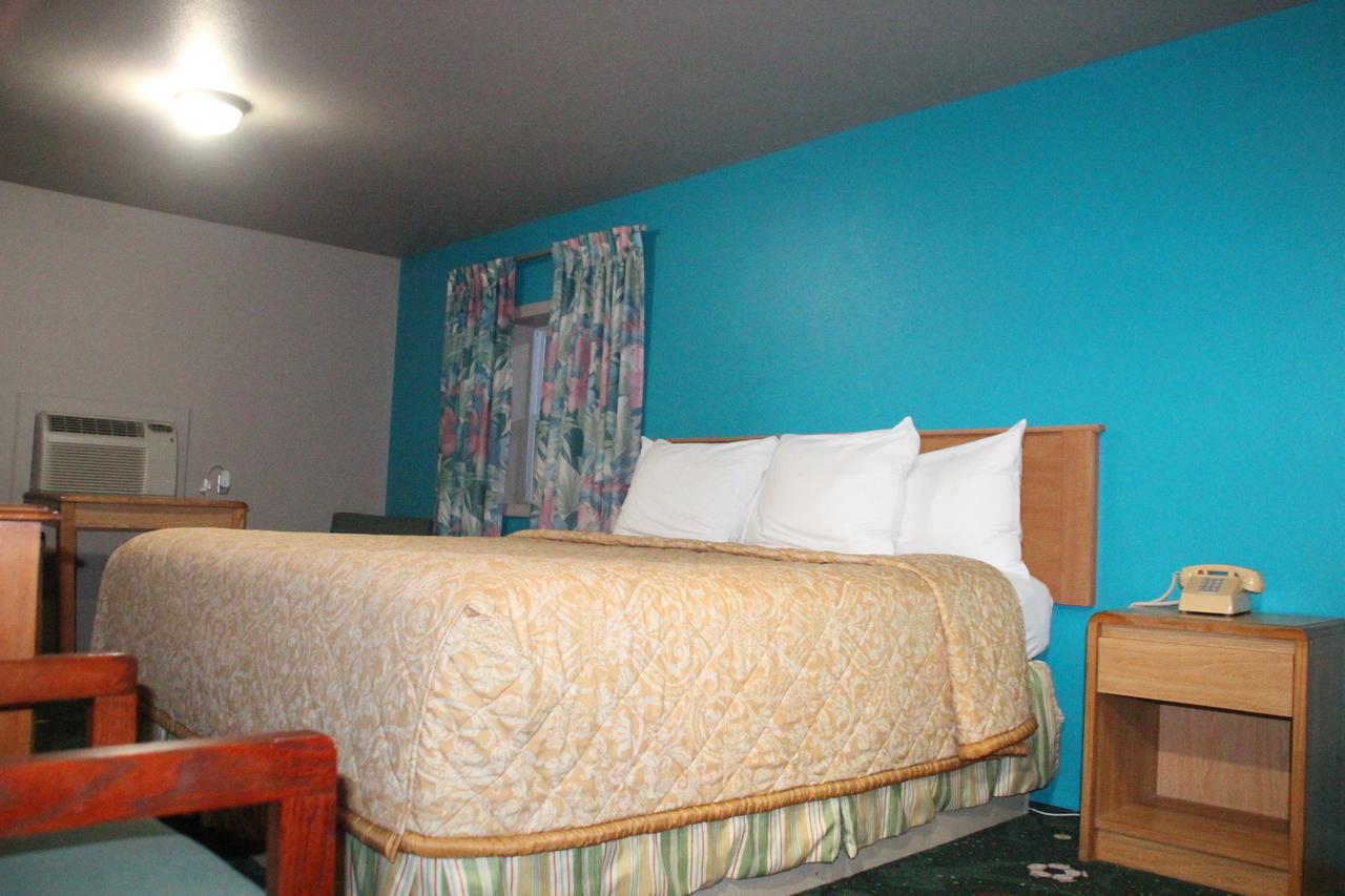 Campbell's Motel Scottsburg - thumb 17