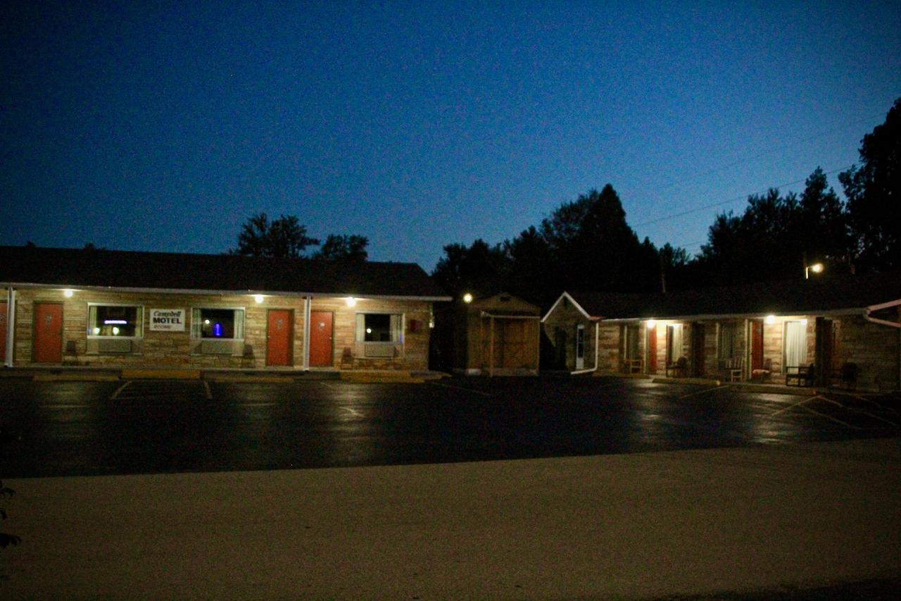 Campbell's Motel Scottsburg - thumb 34
