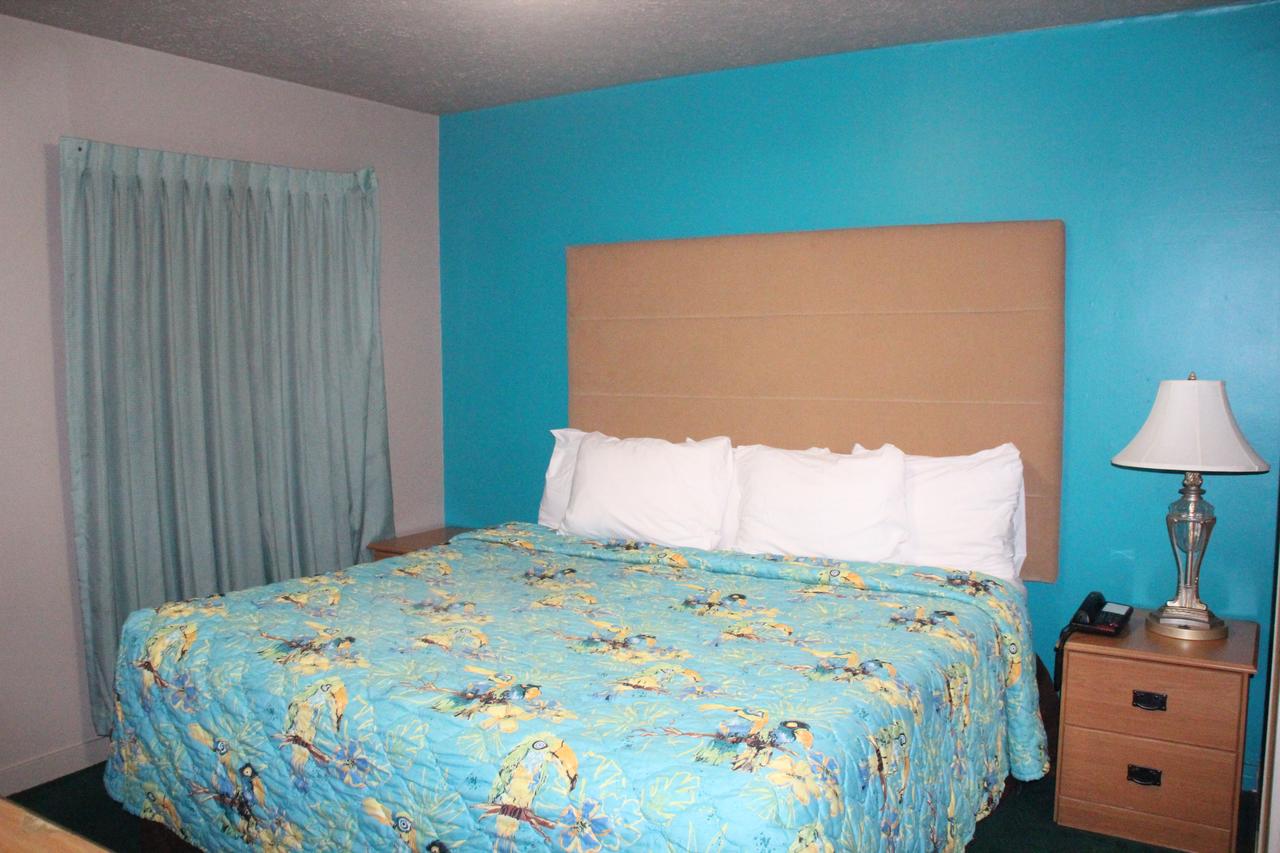Campbell's Motel Scottsburg - thumb 21