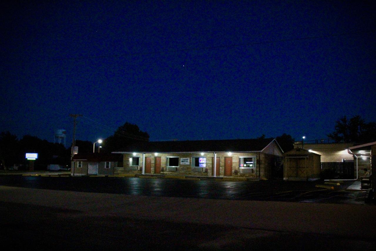 Campbell's Motel Scottsburg - thumb 37