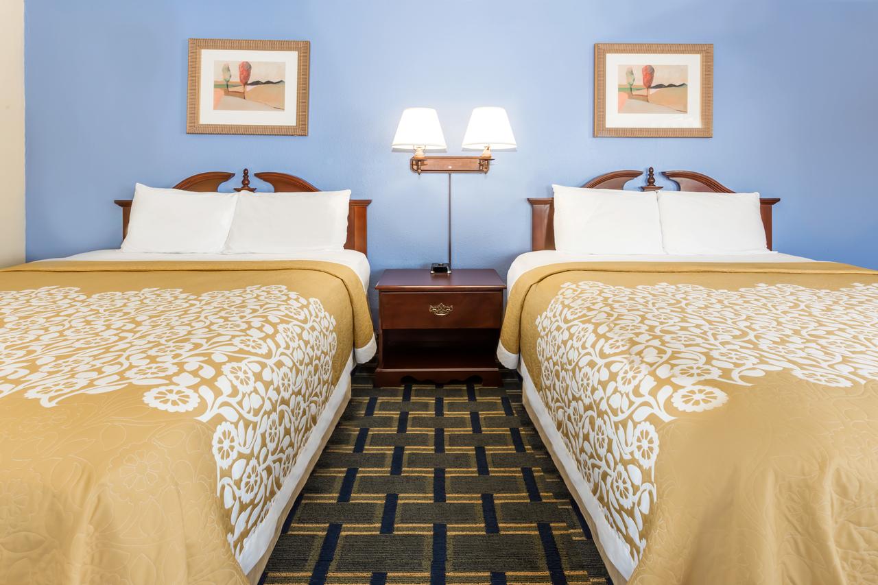 Days Inn By Wyndham Plymouth - thumb 6