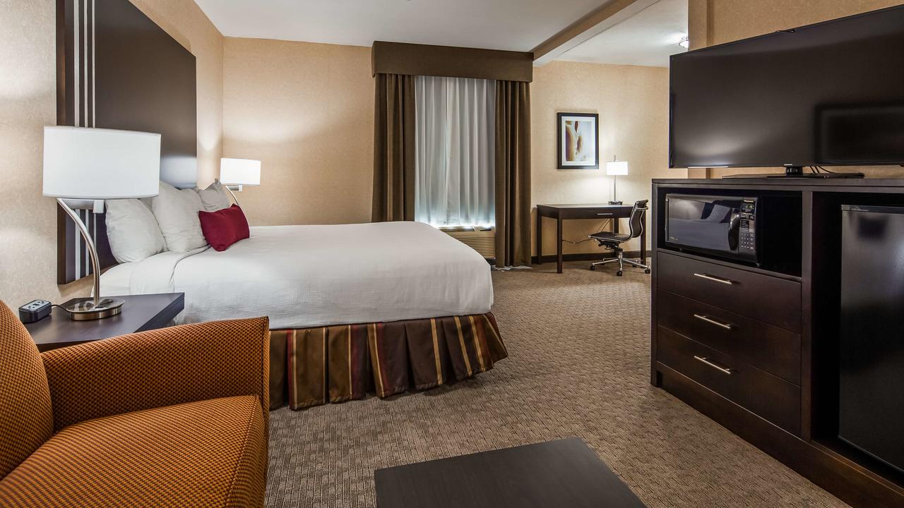Best Western Plus Howe Inn - thumb 20