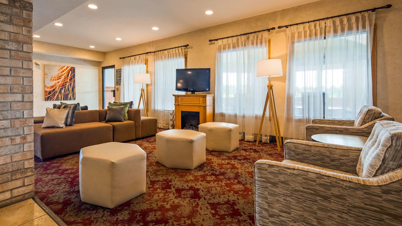 Best Western Plus Howe Inn - thumb 32