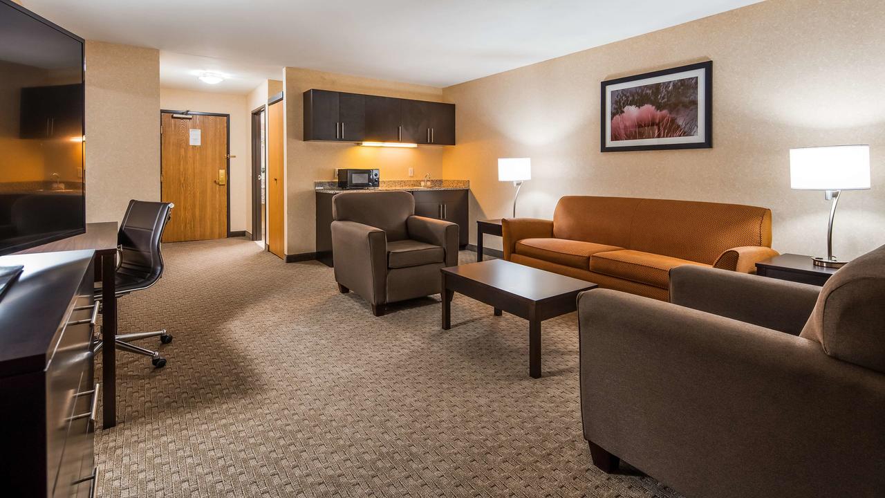 Best Western Plus Howe Inn - thumb 21