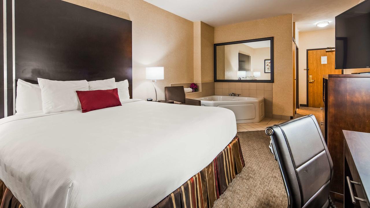 Best Western Plus Howe Inn - thumb 23