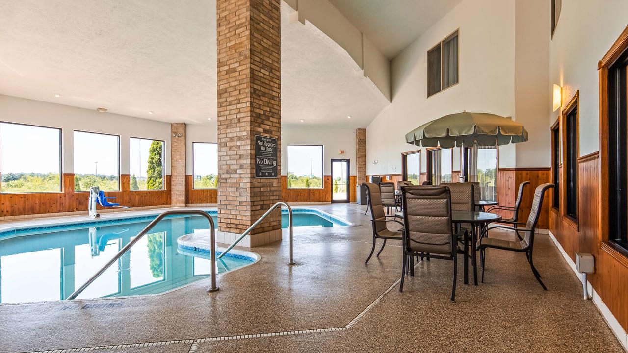 Best Western Plus Howe Inn - thumb 6