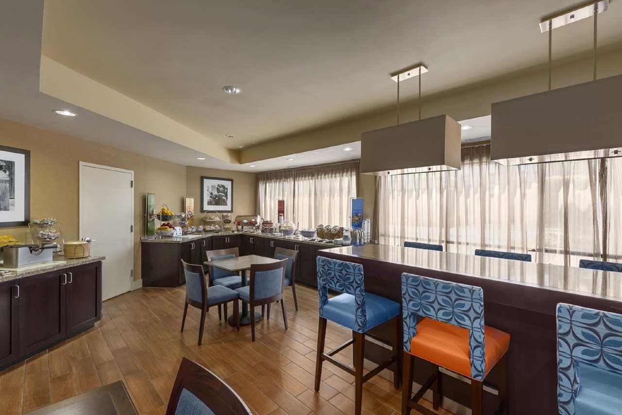 Hampton Inn Merrillville - thumb 28