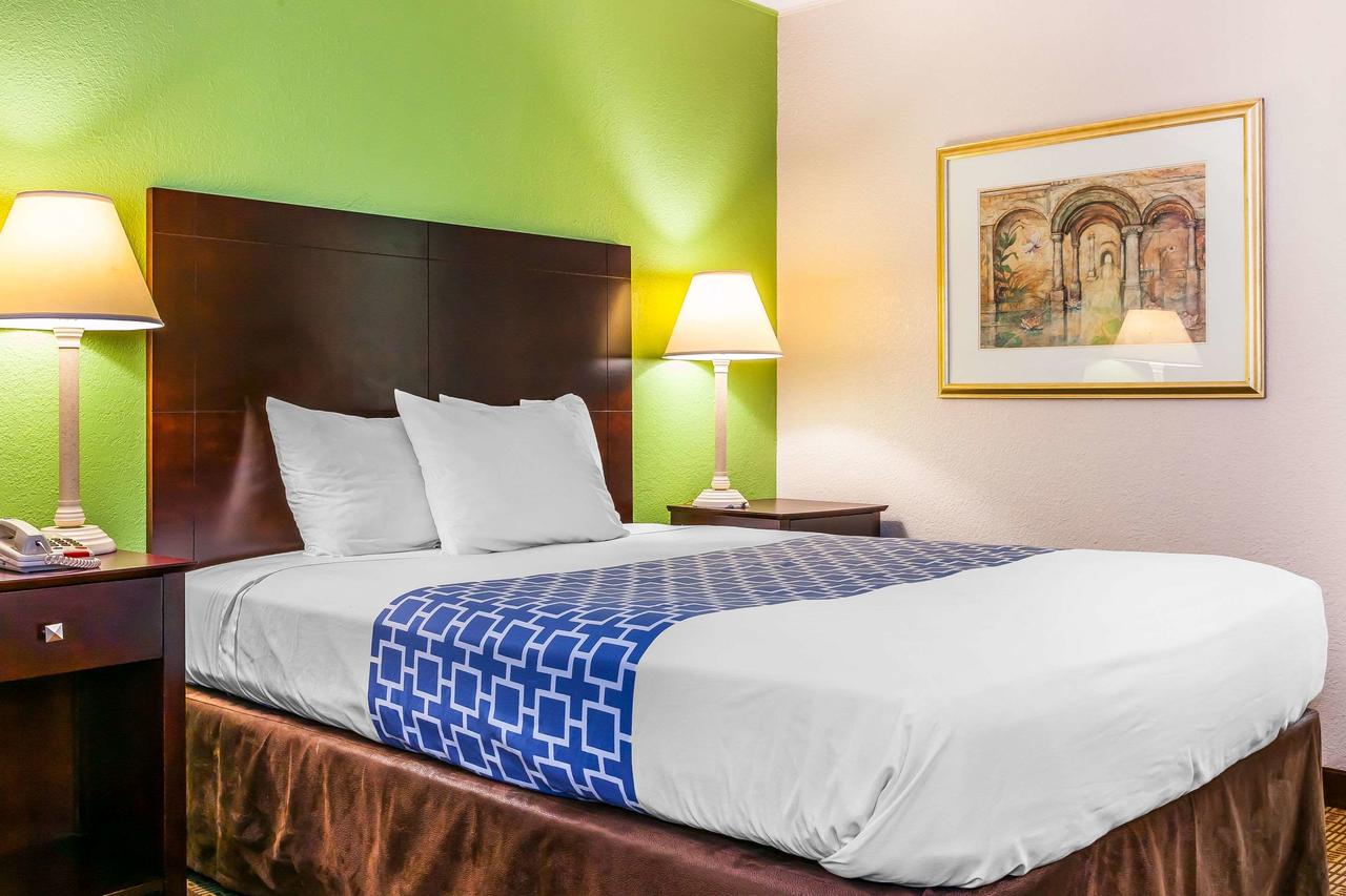 Econo Lodge Vincennes - thumb 1