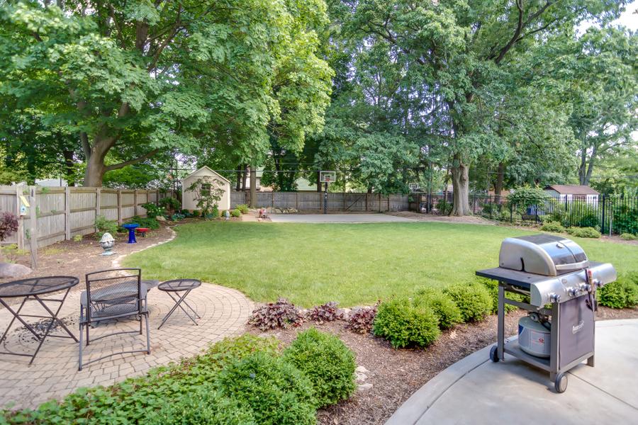 Beautiful Home Near Notre Dame - thumb 19