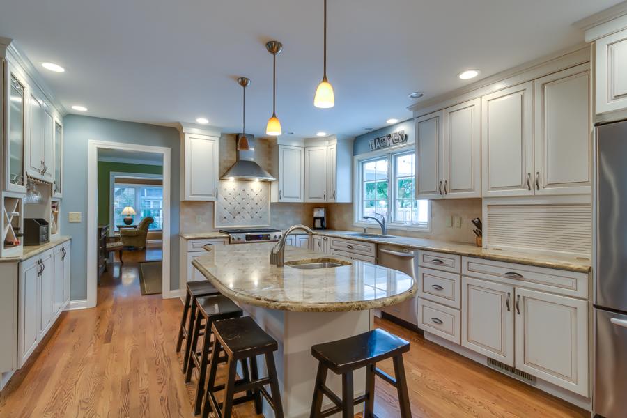 Beautiful Home Near Notre Dame - thumb 21