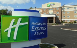 Holiday Inn Express & Suites Carmel North â€“ Westfield