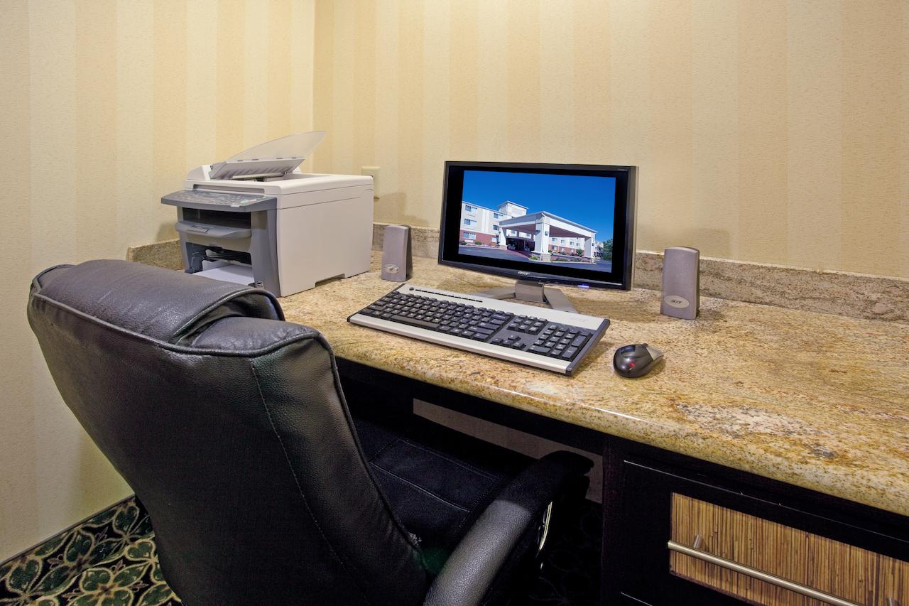 Holiday Inn Express Hotel & Suites Wabash - thumb 10