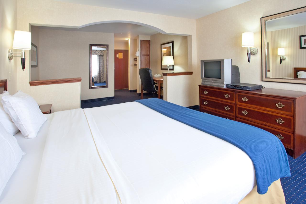 Holiday Inn Express Hotel & Suites Wabash - thumb 12