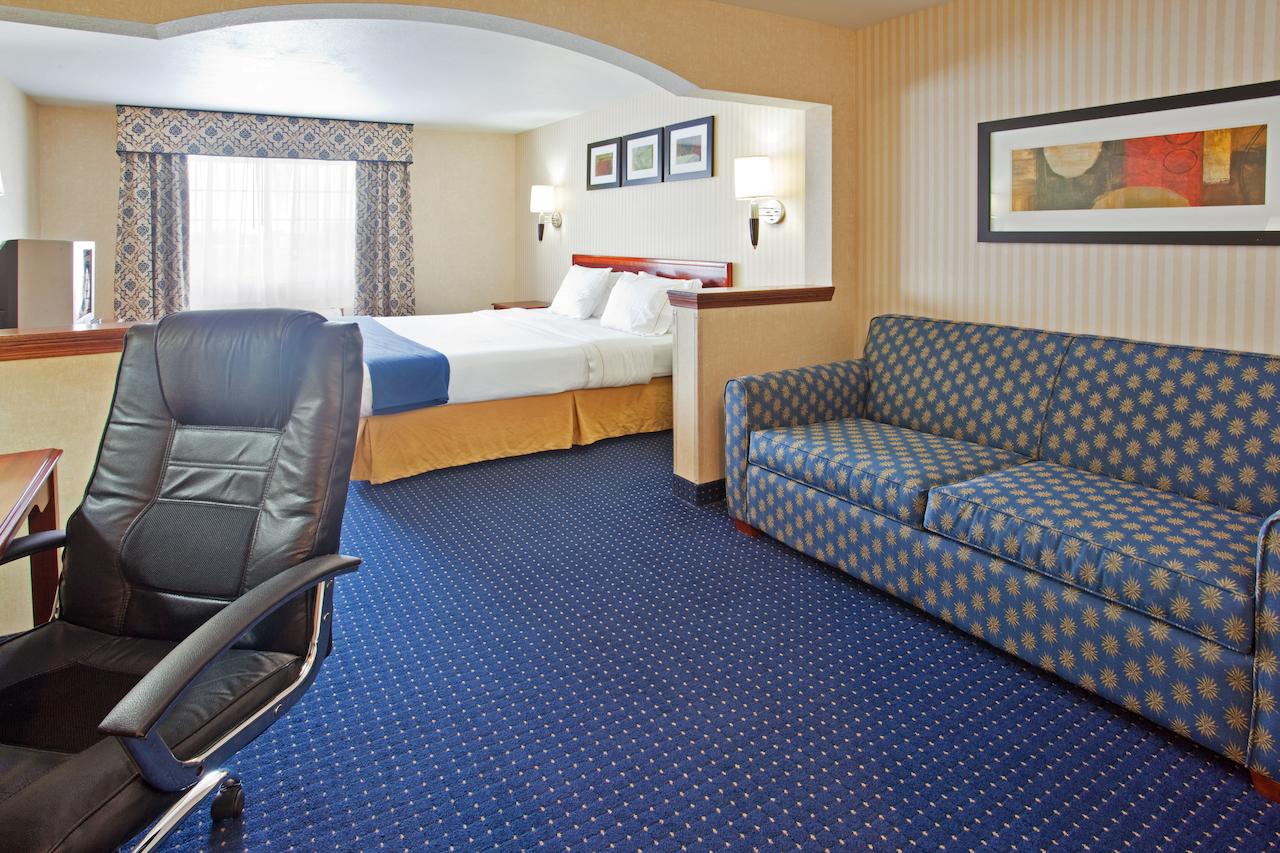 Holiday Inn Express Hotel & Suites Wabash - thumb 18