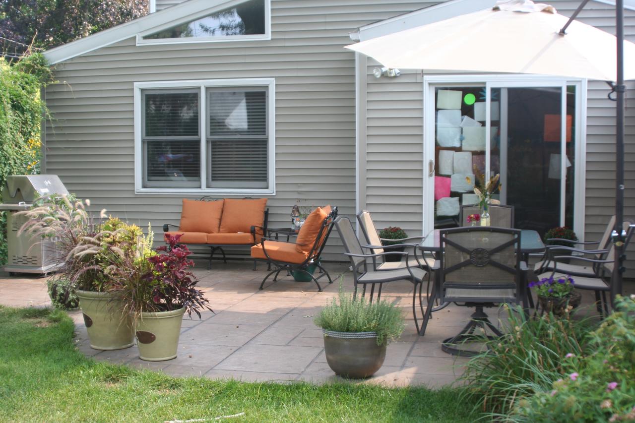 Relaxing Home On Quiet Street, Close To Campus/Downtown - thumb 3